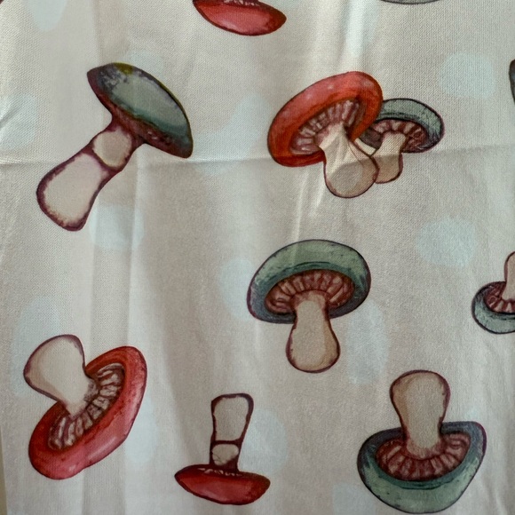 New white pink green red mushroom print 2-piece pajama top & pants set large - Picture 10 of 13